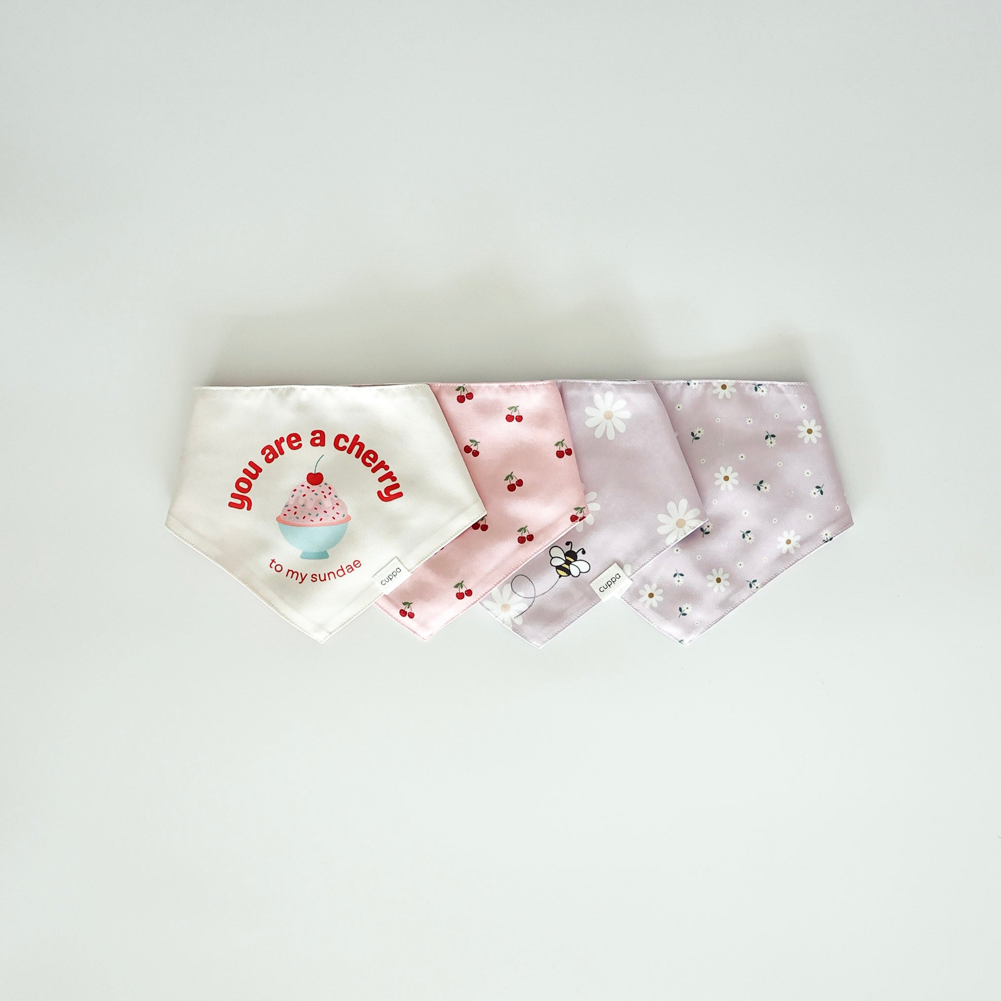 Cuppa Daisy and Bee Bandana - lifestyle photo 4